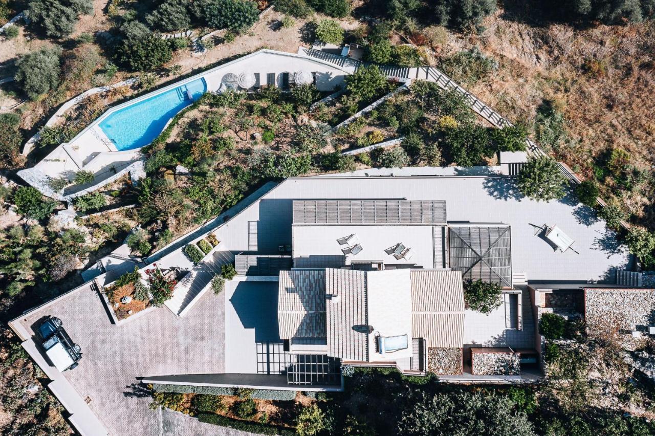 Villa Omikron Rodhiá 외부 사진